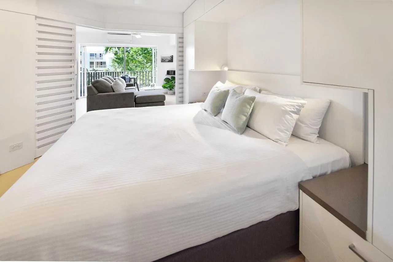 French Quarter Private Apartment Sunshine Coast